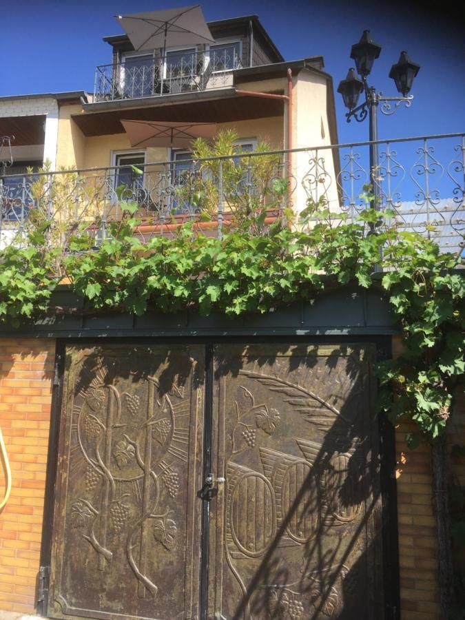 Ferienwohnung Mendgen Mit Panoramablick 베른카슈텔쿠에스 외부 사진