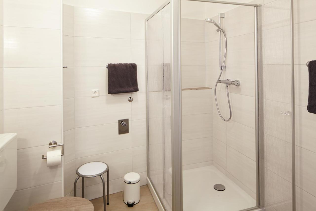 Ferienwohnung Mendgen Mit Panoramablick 베른카슈텔쿠에스 외부 사진